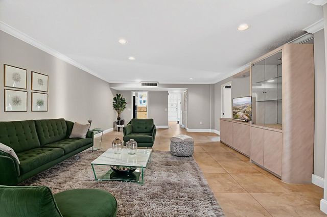 4288 D Este Court, Lake Worth, FL 33467
