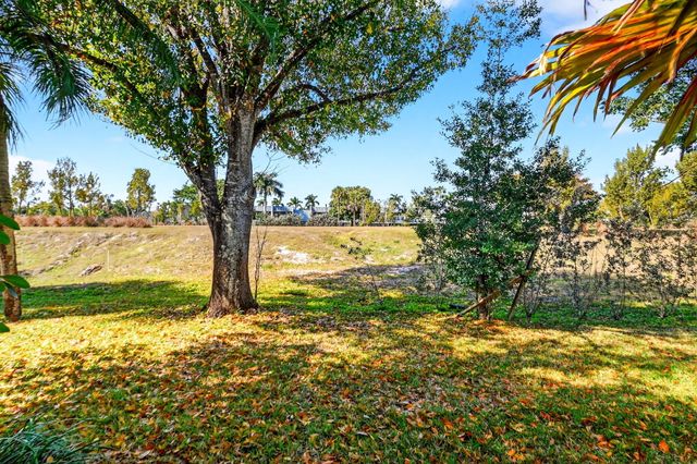 4288 D Este Court, Lake Worth, FL 33467