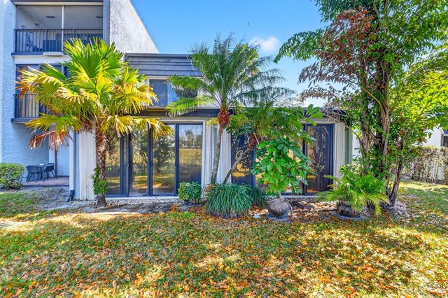4288 D Este Court, Lake Worth, FL 33467