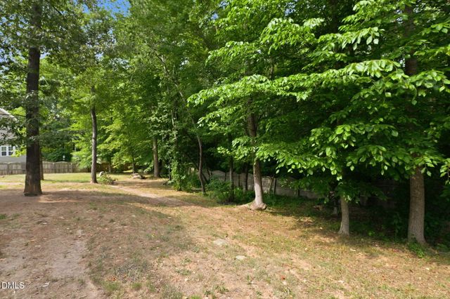 1015 Grassland Court, Hillsborough, NC 27278