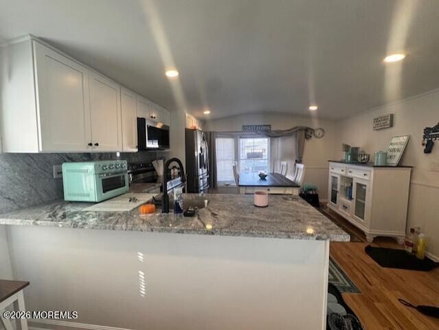 17 Avenue A, Hazlet, NJ 07730