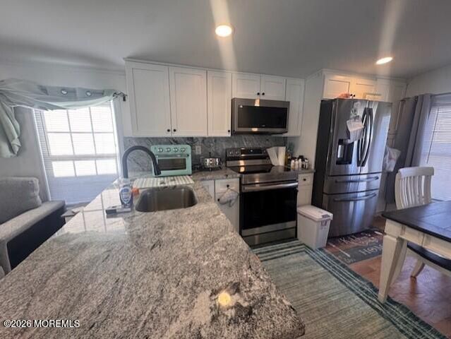 17 Avenue A, Hazlet, NJ 07730