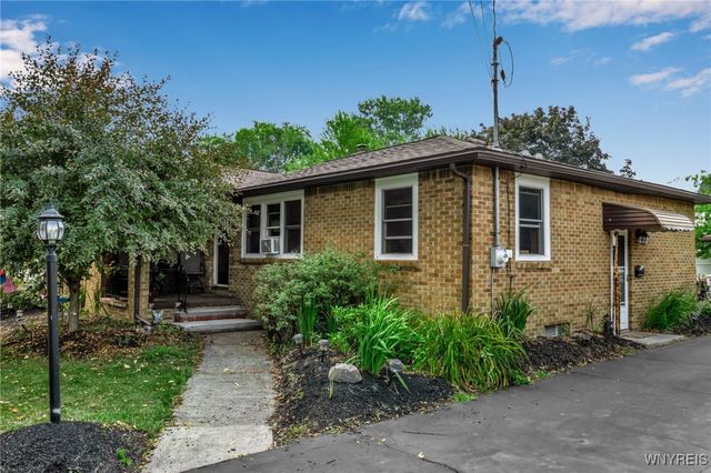 145 Hinchey Avenue, Lancaster, NY 14043