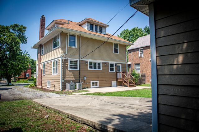 11359 S Bell Avenue, Chicago, IL 60643
