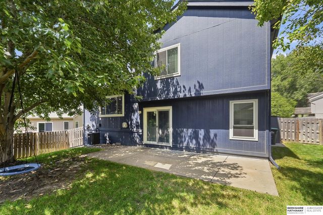 17663 H Street, Omaha, NE 68135