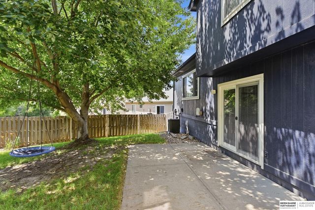 17663 H Street, Omaha, NE 68135