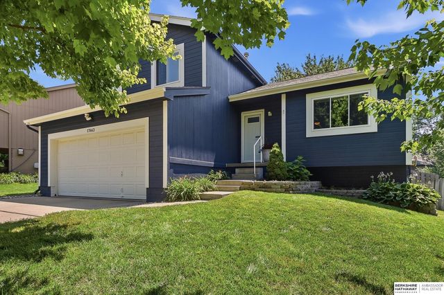 17663 H Street, Omaha, NE 68135