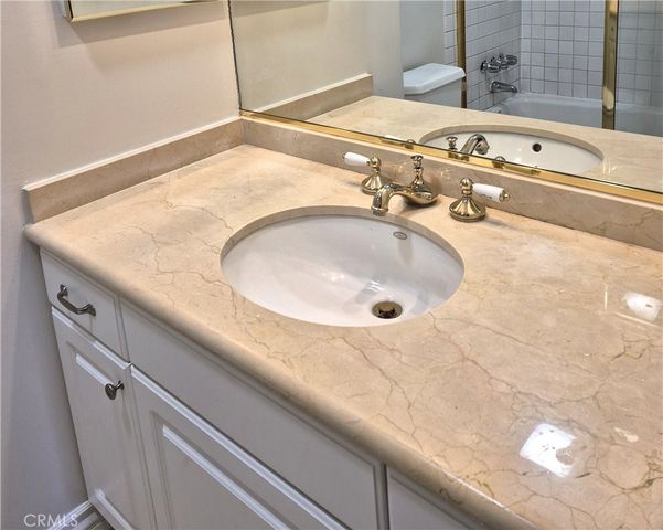 335 S Sierra Madre 105A, Pasadena, CA 91107