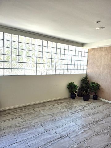335 S Sierra Madre 105A, Pasadena, CA 91107