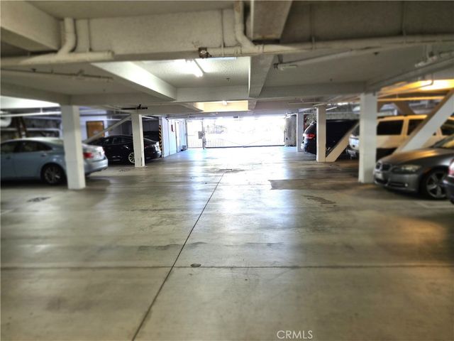 335 S Sierra Madre 105A, Pasadena, CA 91107