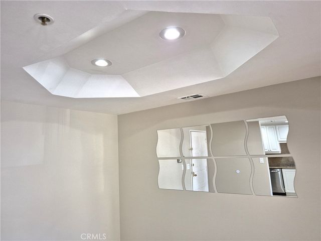 335 S Sierra Madre 105A, Pasadena, CA 91107