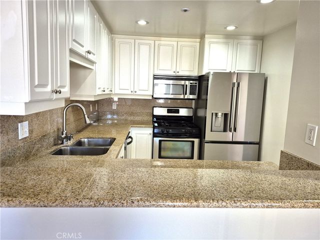 335 S Sierra Madre 105A, Pasadena, CA 91107