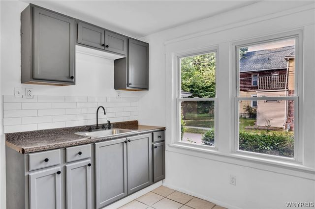 468 Kensington Avenue, Buffalo, NY 14214