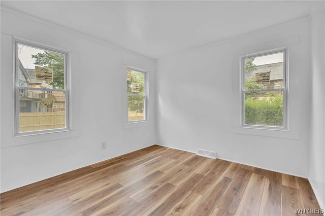 468 Kensington Avenue, Buffalo, NY 14214