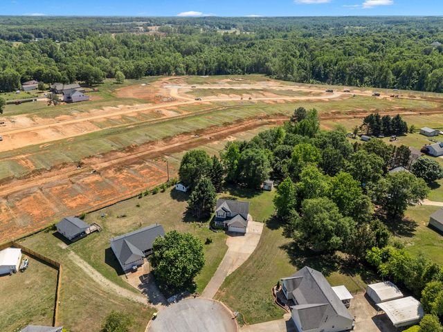 532 Tut Court, Woodruff, SC 29388