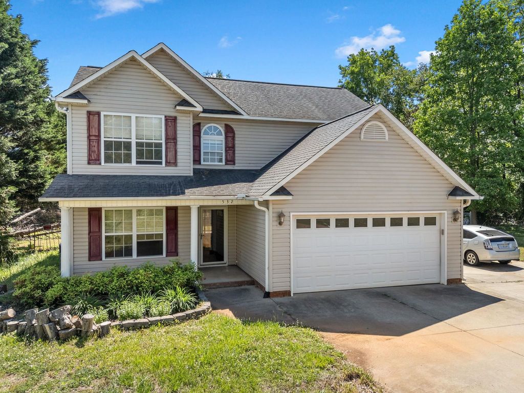 532 Tut Court, Woodruff, SC 29388