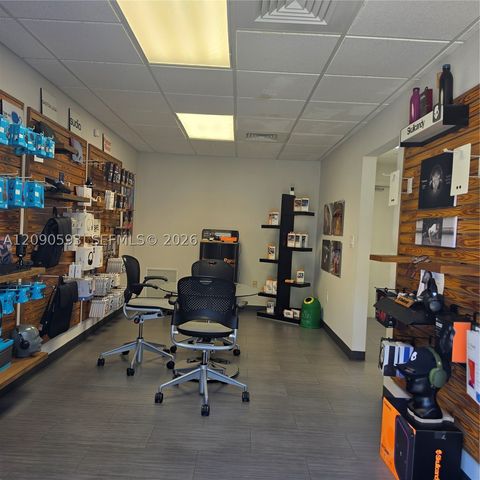 1835 NW 112th Ave 160, Sweetwater, FL 33172
