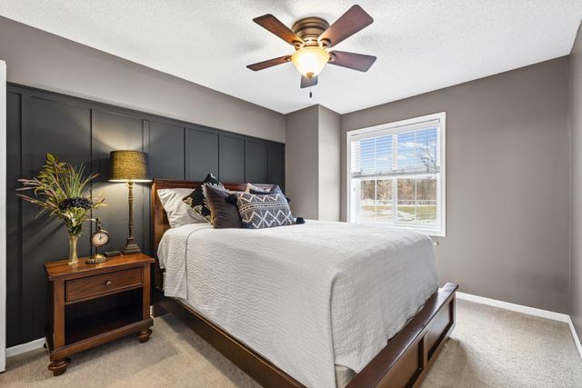 468 Heartland Court, Chanhassen, MN 55317