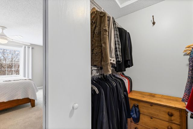 468 Heartland Court, Chanhassen, MN 55317