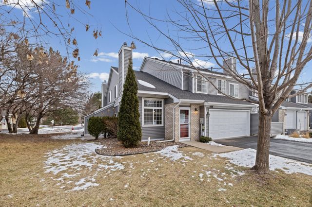 468 Heartland Court, Chanhassen, MN 55317