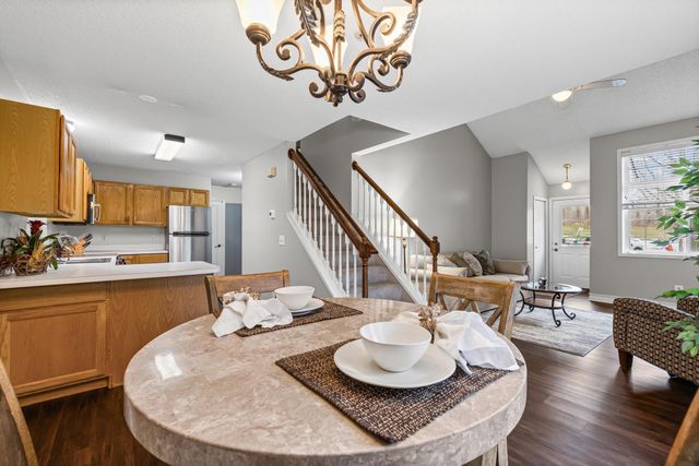 468 Heartland Court, Chanhassen, MN 55317