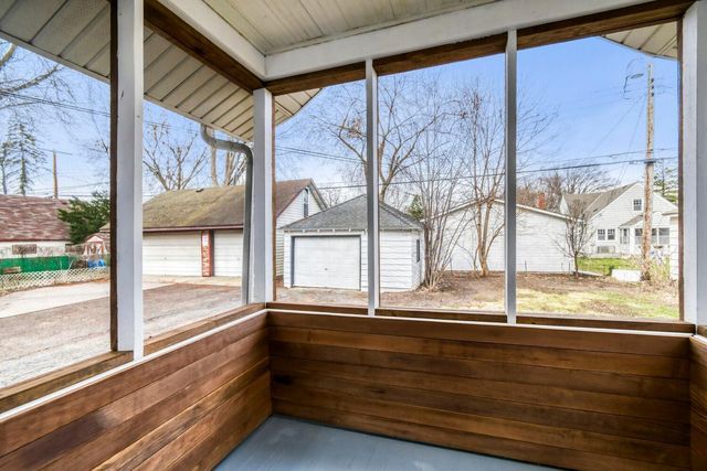 967 Cherokee Avenue, West Saint Paul, MN 55118