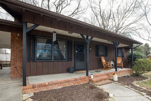 305 Carter Drive, Thomasville, NC 27360