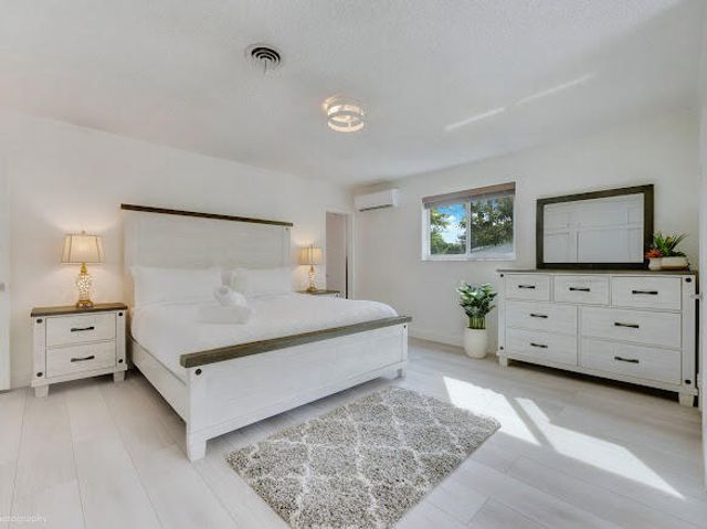 1250 Arthur Street, Hollywood, FL 33019
