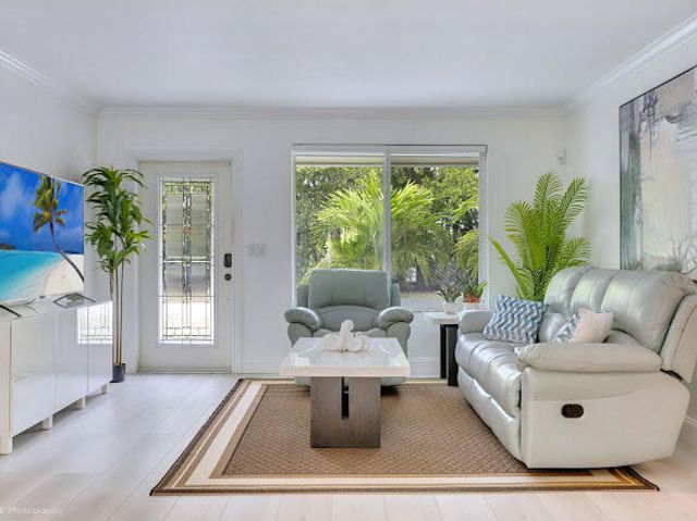 1250 Arthur Street, Hollywood, FL 33019