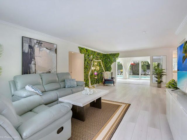 1250 Arthur Street, Hollywood, FL 33019