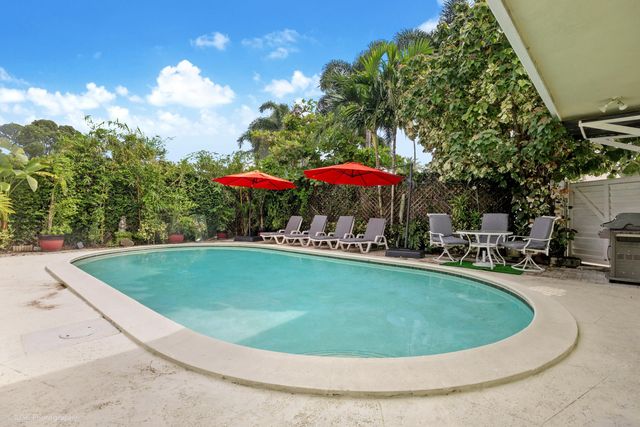 1250 Arthur Street, Hollywood, FL 33019