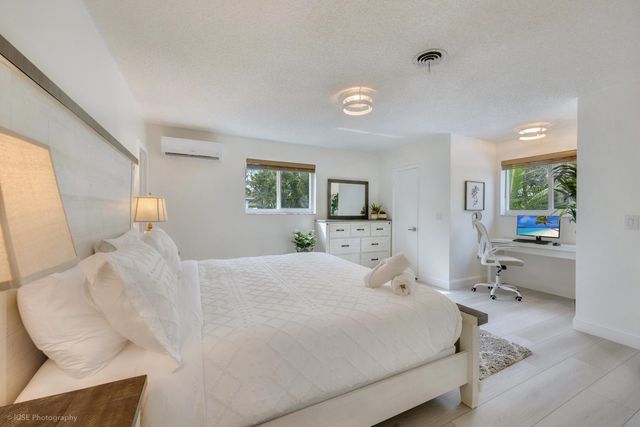 1250 Arthur Street, Hollywood, FL 33019