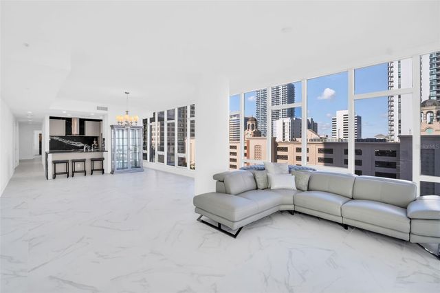 175 1ST STREET S 1008, St Petersburg, FL 33701