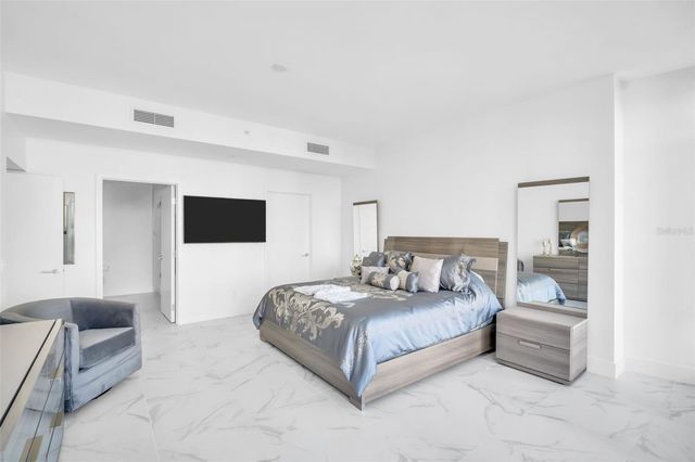 175 1ST STREET S 1008, St Petersburg, FL 33701