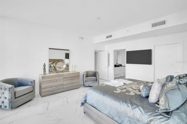175 1ST STREET S 1008, St Petersburg, FL 33701
