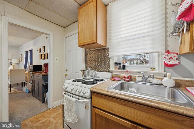 214-216 BEECH RD, Wallingford, PA 19086