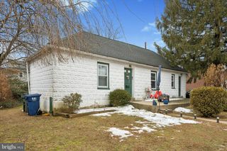 214-216 BEECH RD, Wallingford, PA 19086