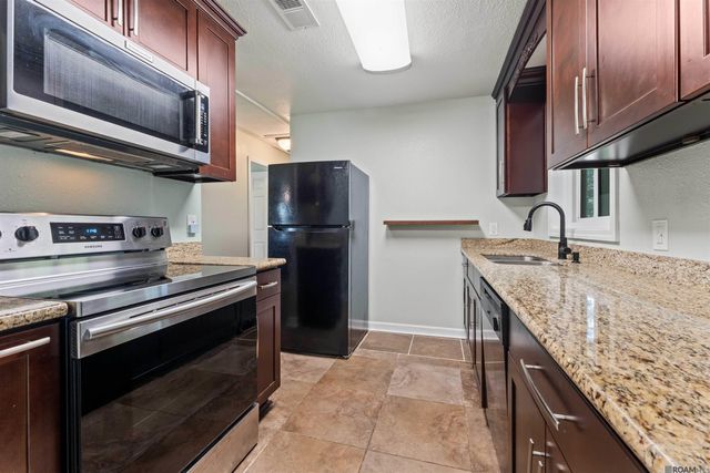 14265 Firethorn Dr, Baton Rouge, LA 70819