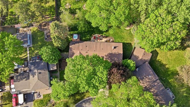 3938 Blackhawk Circle, Eagan, MN 55122