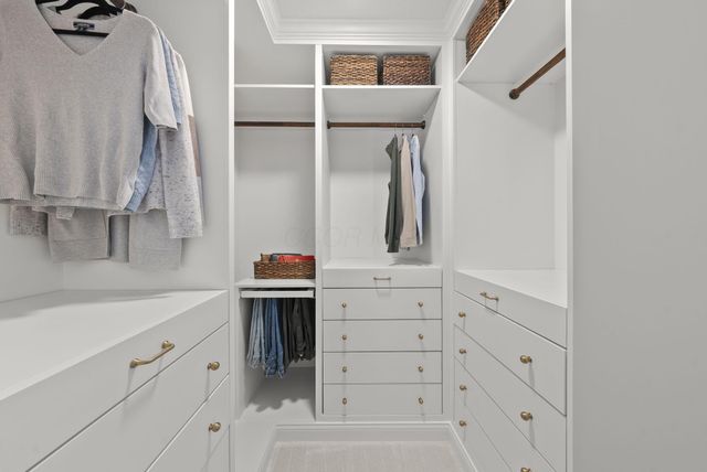 2053 Slippery Rail Drive, Plain City, OH 43064