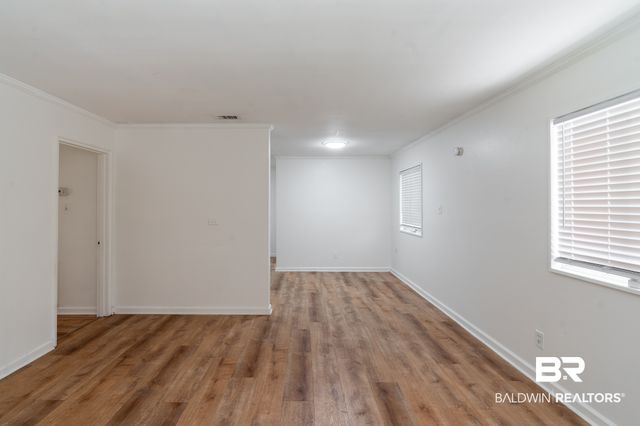 4060 Cresthaven Rd, Mobile, AL 36609