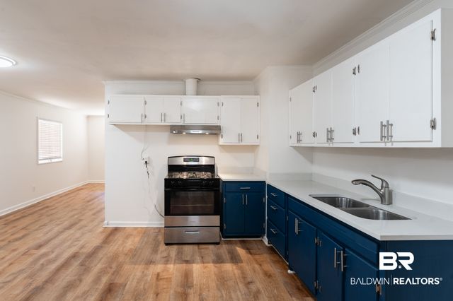 4060 Cresthaven Rd, Mobile, AL 36609