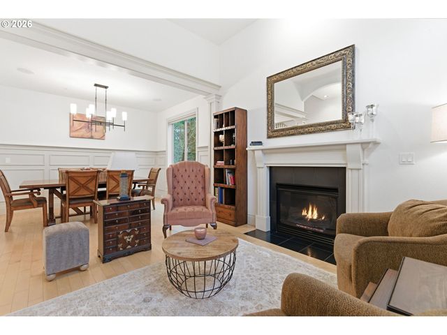 1645 Sw JOSHUA St, Portland, OR 97219