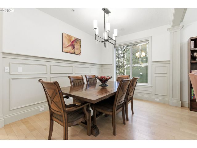 1645 Sw JOSHUA St, Portland, OR 97219