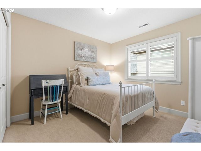 1645 Sw JOSHUA St, Portland, OR 97219