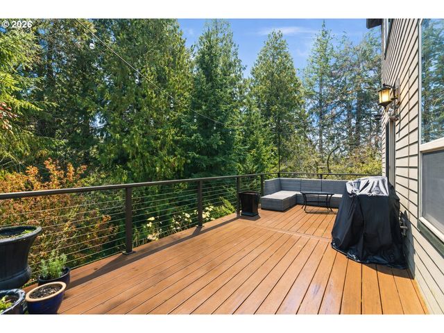 1645 Sw JOSHUA St, Portland, OR 97219