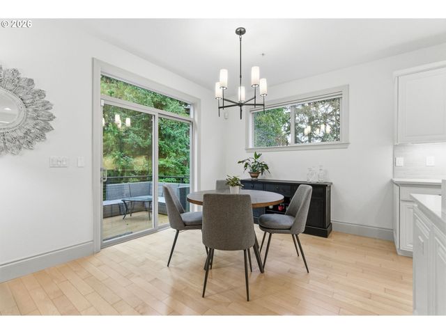 1645 Sw JOSHUA St, Portland, OR 97219