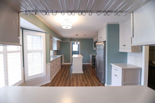 14319 W 80th Street, Lenexa, KS 66215