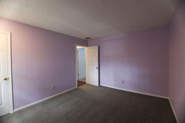 14319 W 80th Street, Lenexa, KS 66215