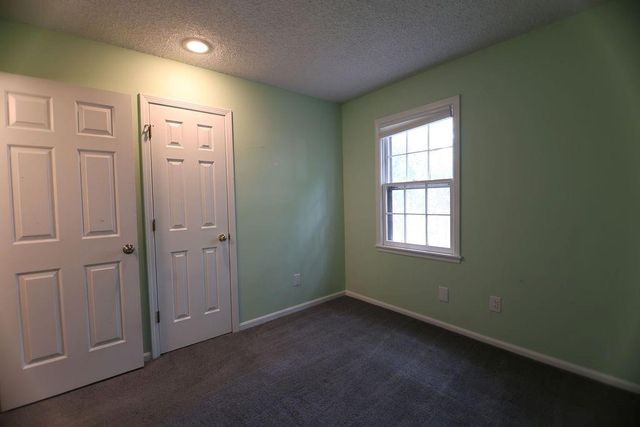 14319 W 80th Street, Lenexa, KS 66215
